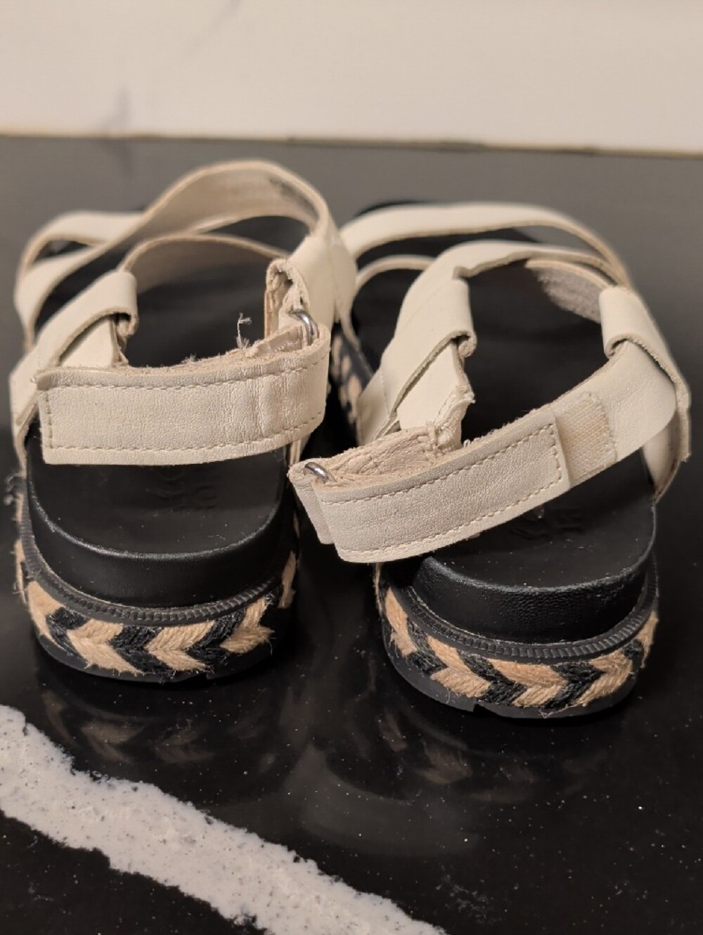Sorel Women's Roaming Leather T-Strap Platform Sandals Size 7.5 - Picture 8 of 9